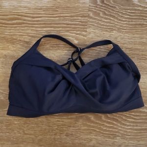Athleta Twist Front Bikini Top